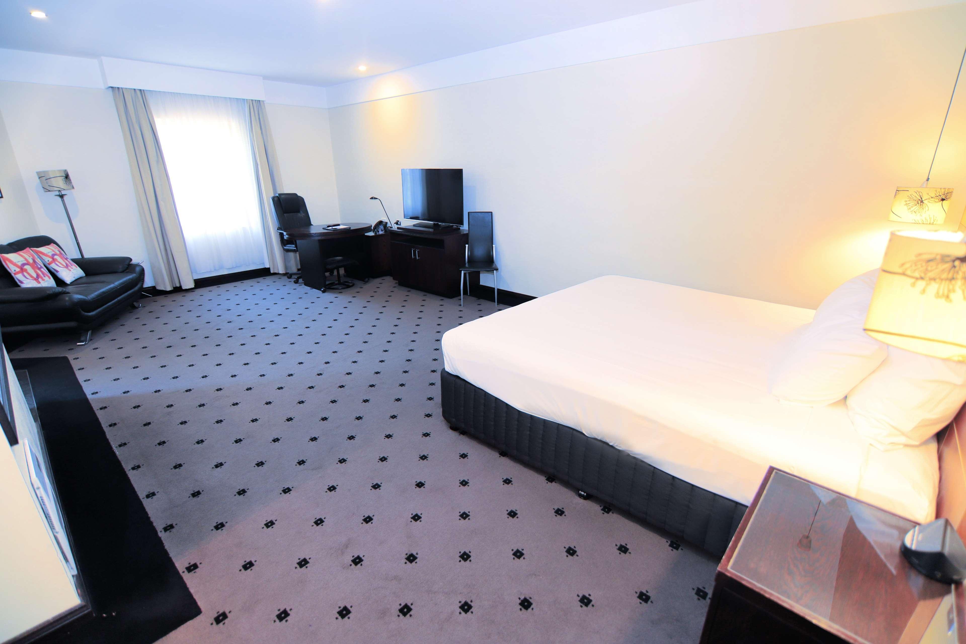 Best Western Plus Гоулберн Екстериор снимка