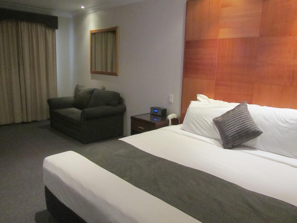 Best Western Plus Гоулберн Екстериор снимка