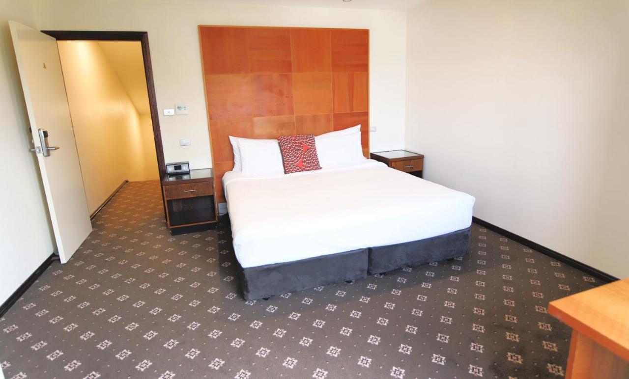 Best Western Plus Гоулберн Екстериор снимка